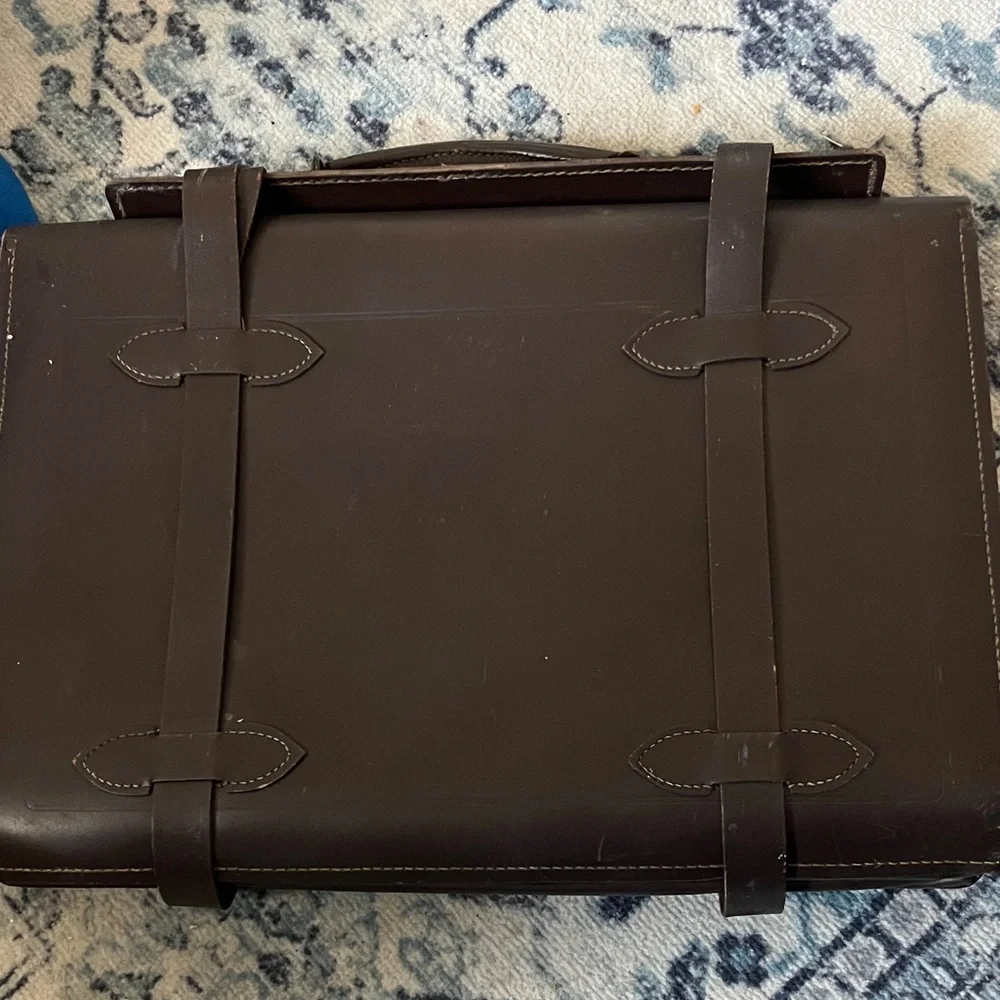 Vintage WW 11 US Army Issue Type V 297 -1507 V Classic Leather Briefcase UNISEX